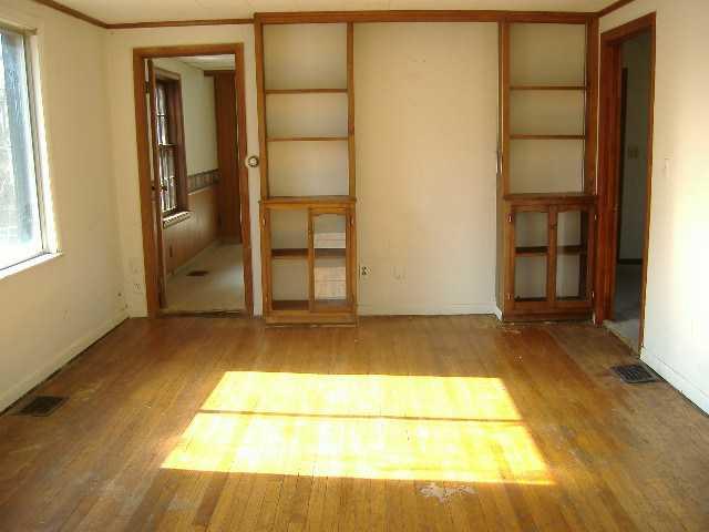 6015 Cooper Road Indianapolis, IN 46228 - Photo 6 of 7 Gallery Image 6