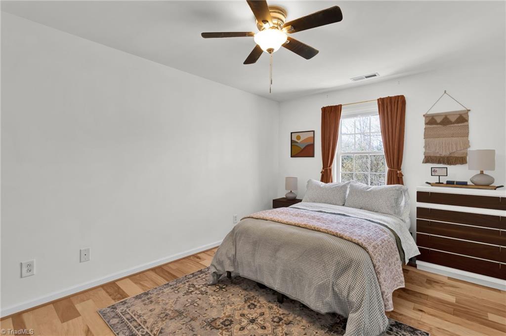 3564 Millie Lane Pfafftown, NC 27040 - Photo 21 of 40 Guest bedroom