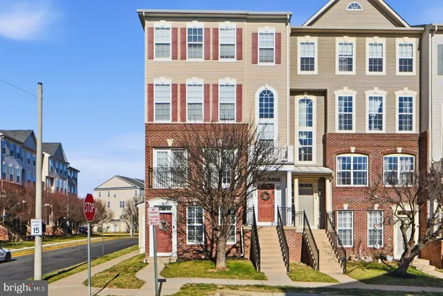 $419,000 | 15839 John Diskin Circle, Woodbridge, VA 22191