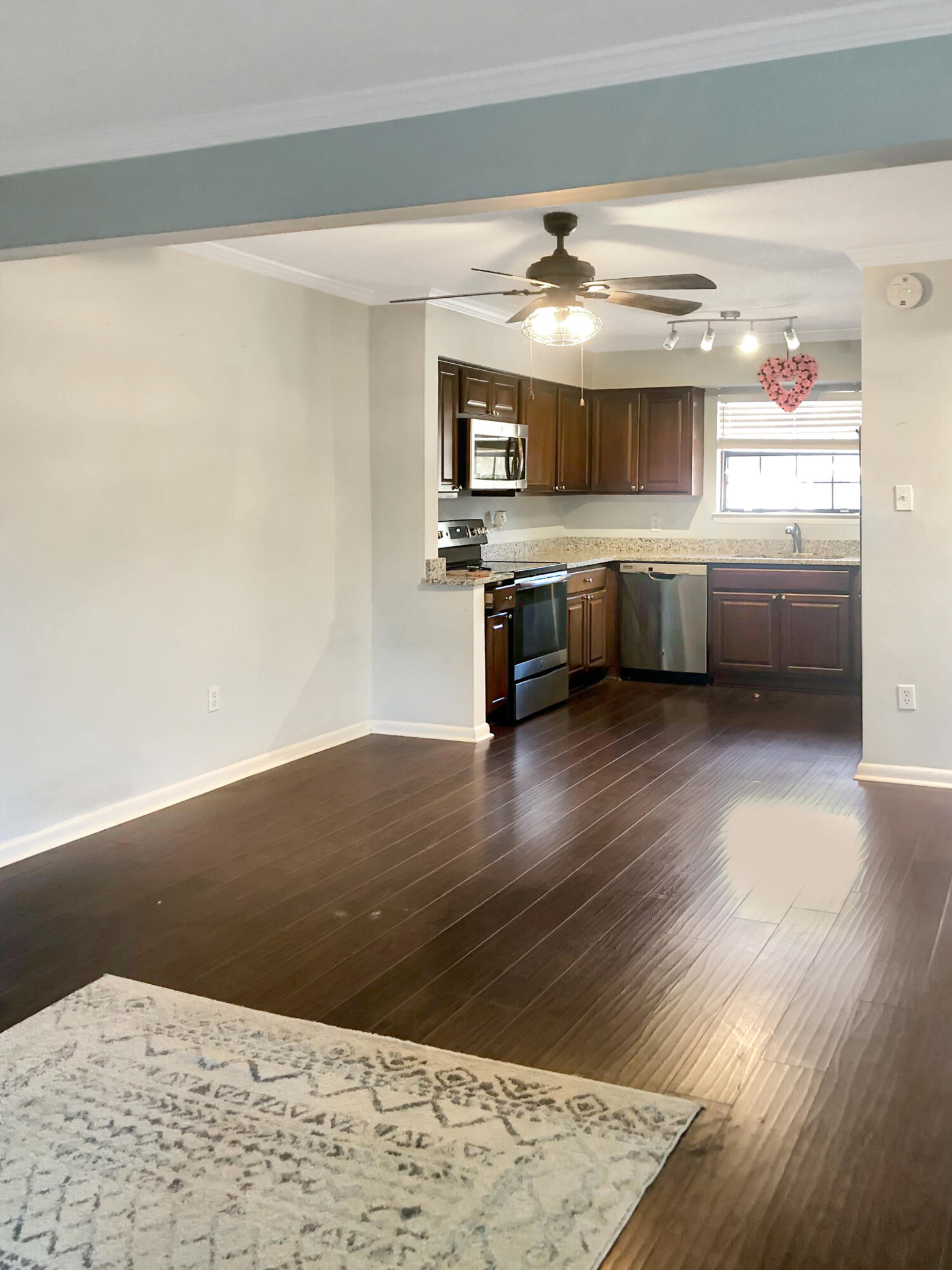 2362 Parsonage Road, Unit 2D Charleston, SC 29414 - Photo 6 of 18 876D5BBC-7B81-49F4-A6BB-2CFC6F7B234E