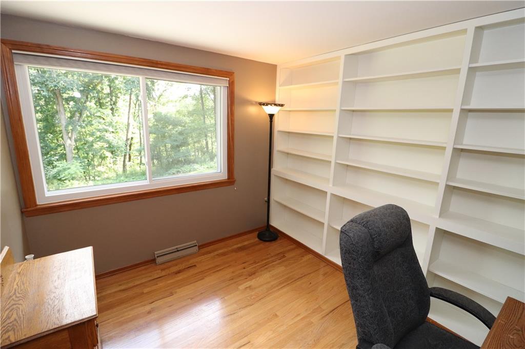 415 Leslie Road Valencia, PA 16059 - Photo 21 of 25 Gallery Image 21