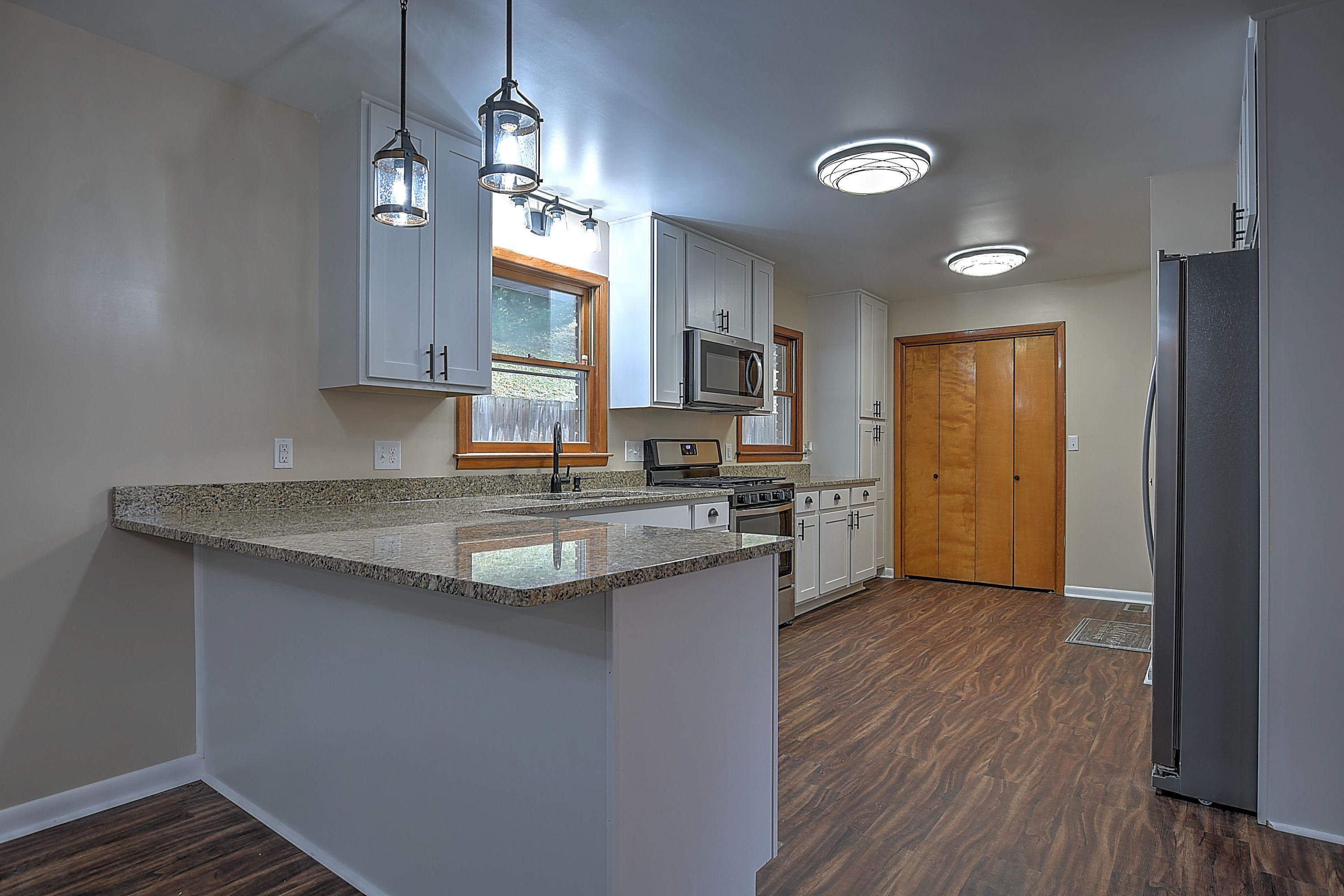 128 Timber Ridge Road Erwin, TN 37650 - Photo 11 of 31 128 Timber Ridge-11