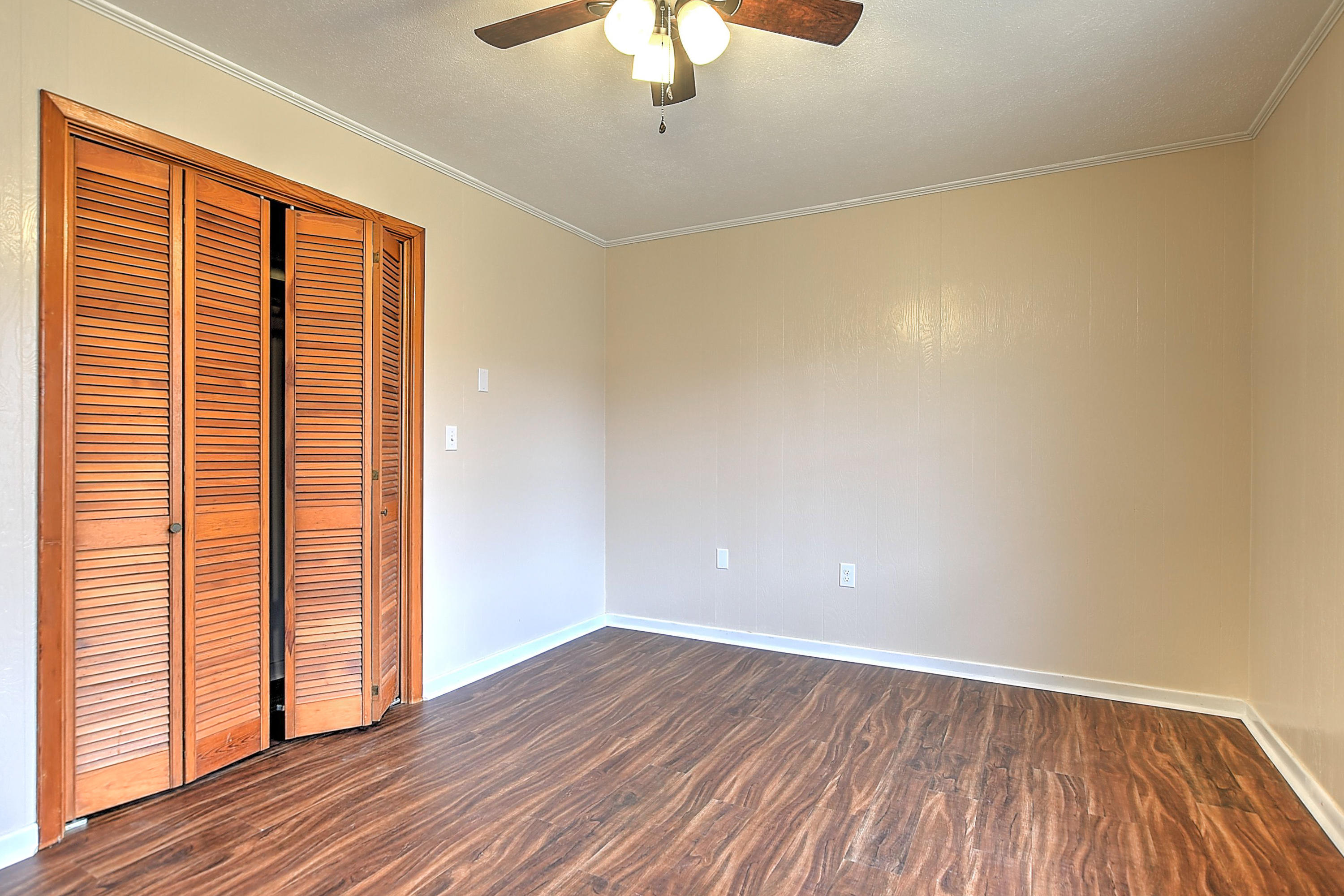 128 Timber Ridge Road Erwin, TN 37650 - Photo 18 of 31 128 Timber Ridge-18