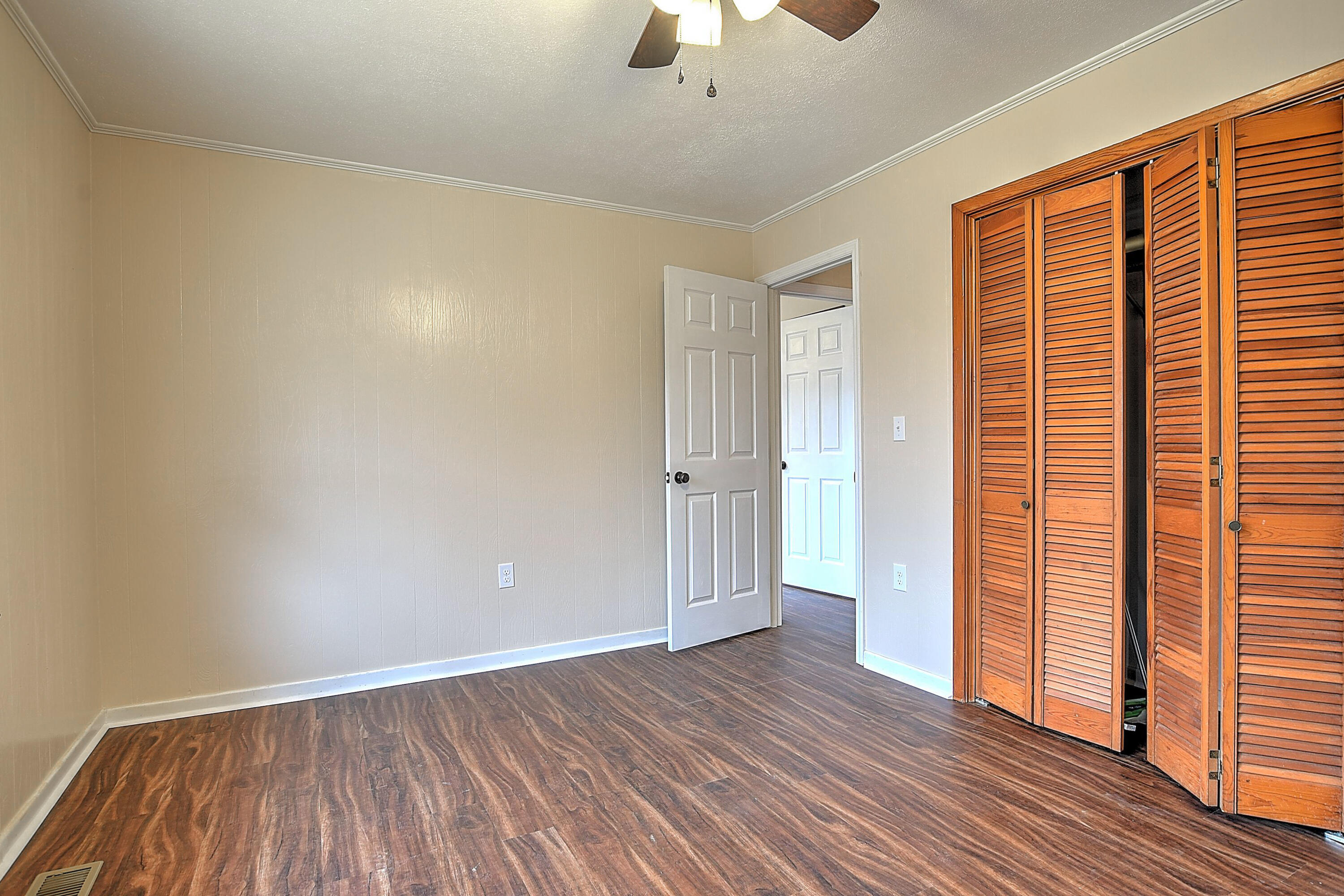 128 Timber Ridge Road Erwin, TN 37650 - Photo 19 of 31 128 Timber Ridge-19