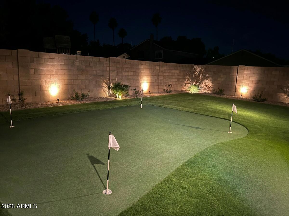 2439 West Kathleen Road Phoenix, AZ 85023 - Photo 4 of 24 2439 W Kathleen
