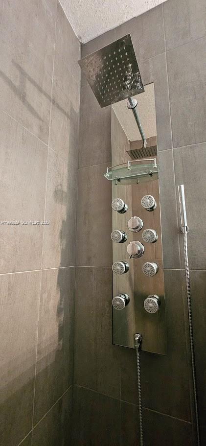 3311 Merrick Lane, Unit 902 Margate, FL 33063 - Photo 9 of 16