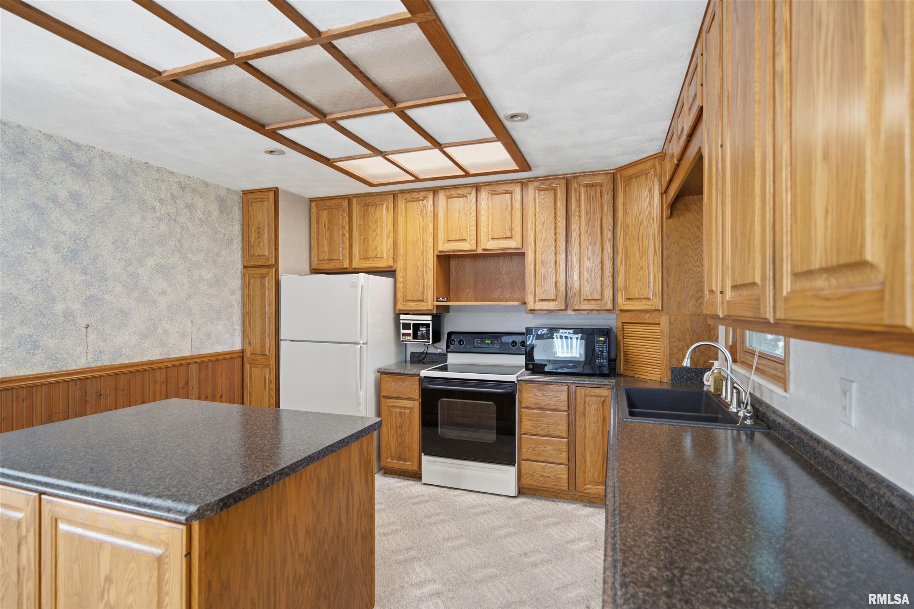 2006 West Bristol Hollow Road Dunlap, IL 61525 - Photo 11 of 68
