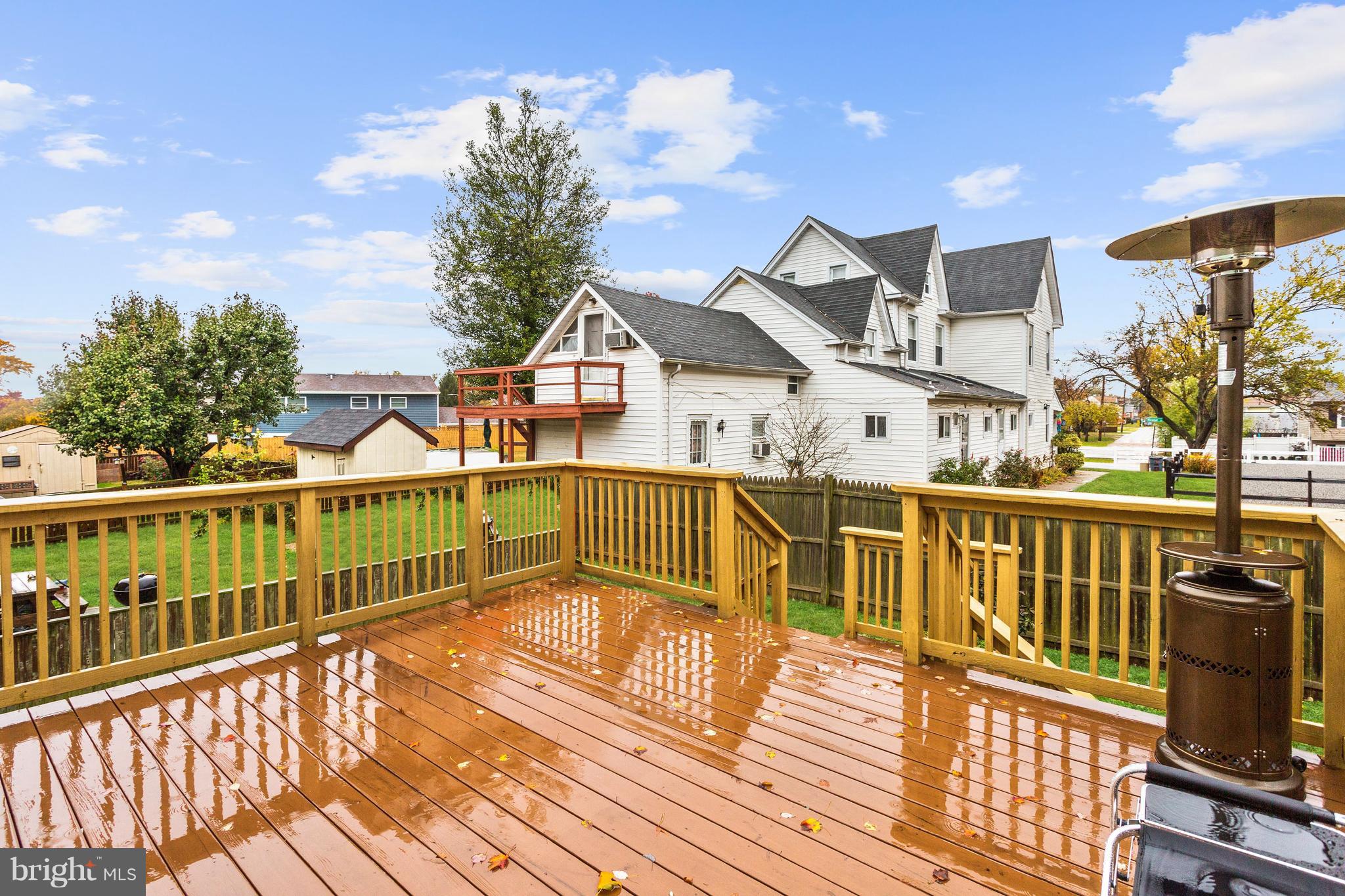 8433 Kenton Road Pasadena, MD 21122 - Photo 21 of 24 Deck