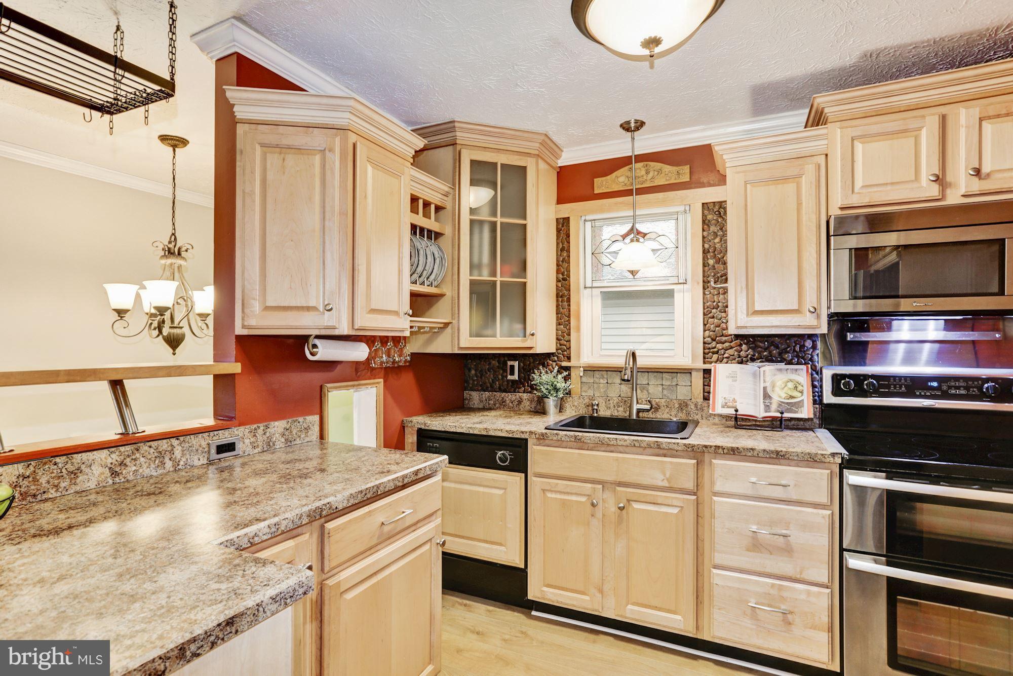 8433 Kenton Road Pasadena, MD 21122 - Photo 7 of 24 Kitchen