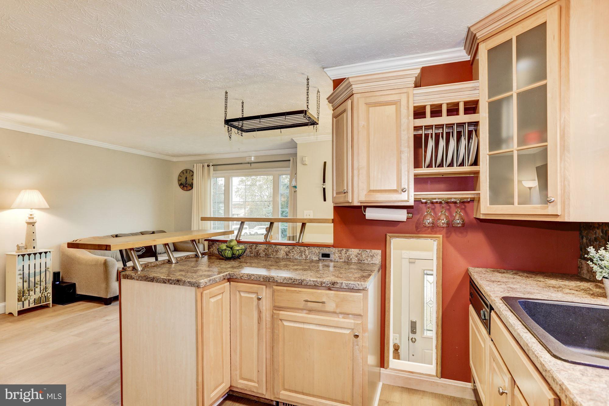 8433 Kenton Road Pasadena, MD 21122 - Photo 8 of 24 Kitchen