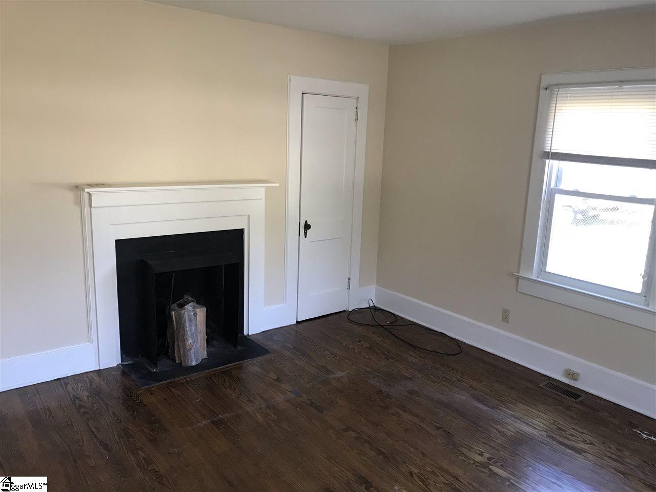 380 CCC Camp Road Greer, SC 29651 - Photo 8 of 15 Gallery Image 8