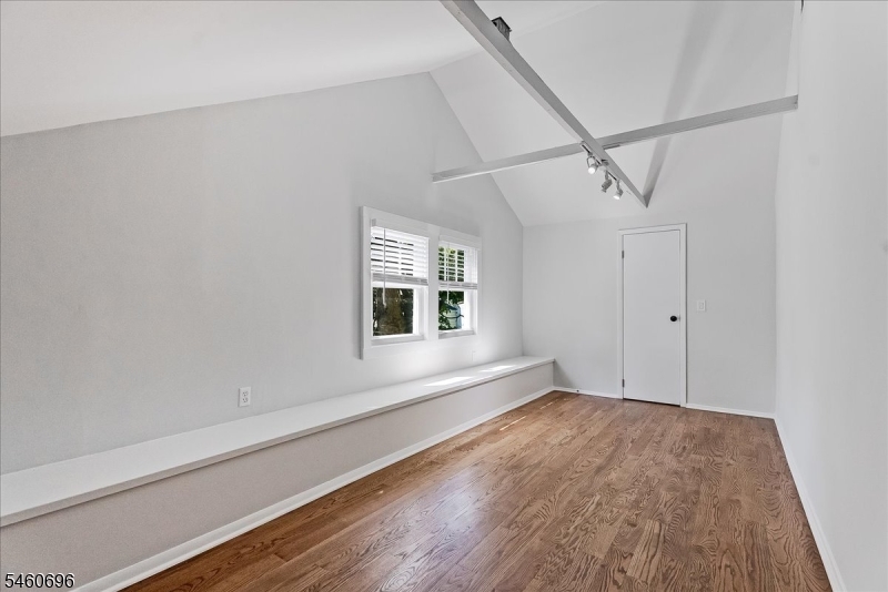 706 Valley Road, Unit 2 Montclair, NJ 07043 - Photo 24 of 32 Gallery Image 24
