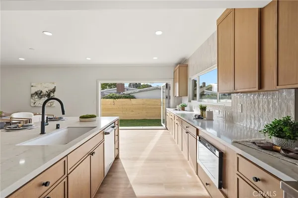 $1,650,000 | 3675 Palo Verde Avenue West, Long Beach, CA 90808