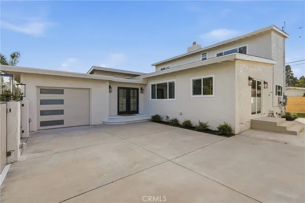 $1,650,000 | 3675 Palo Verde Avenue West, Long Beach, CA 90808