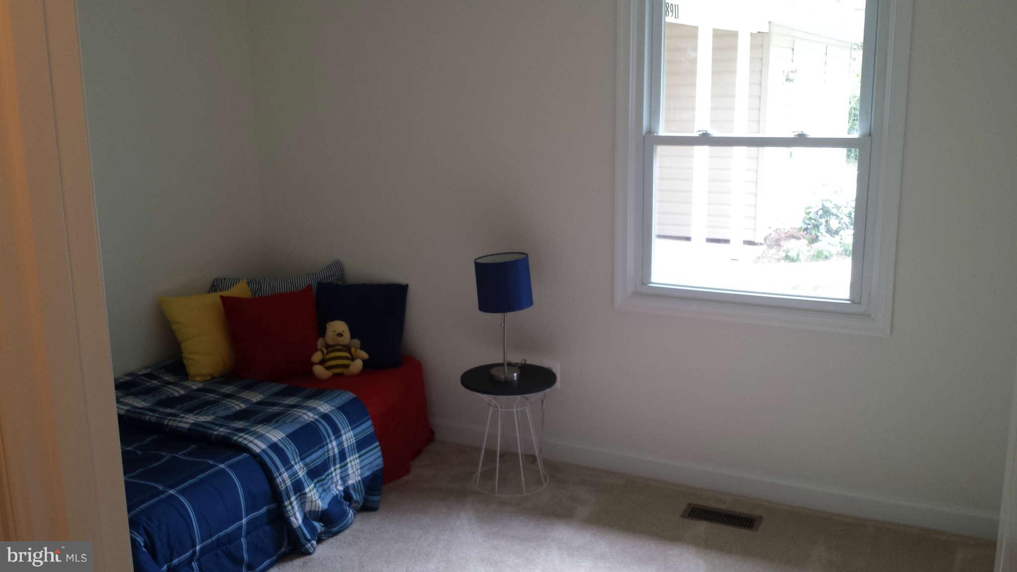 8911 Royal Ridge Lane Laurel, MD 20708 - Photo 20 of 27 Bedroom