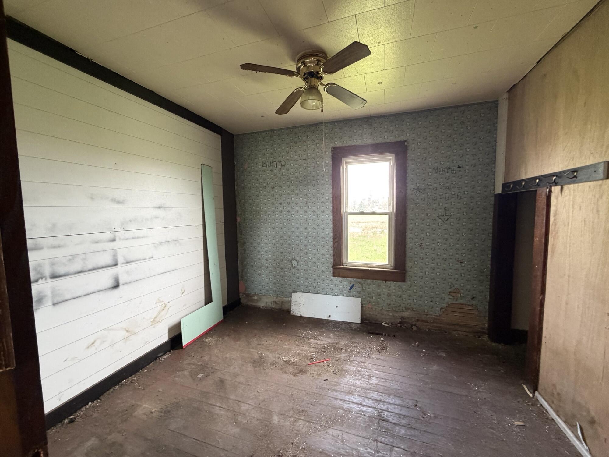 91402 Celery Center Road Decatur, MI 49045 - Photo 12 of 19 BEDROOM 2