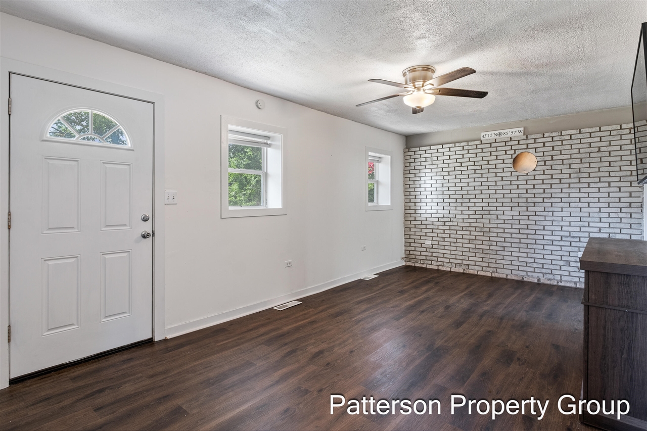 11322 Hall Road Ravenna, MI 49451 - Photo 10 of 41 Gallery Image 10