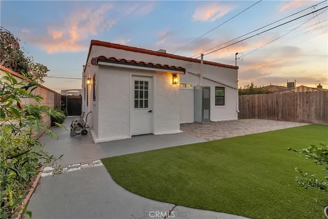 $799,900 | 721 East 59th Street, Long Beach, CA 90805