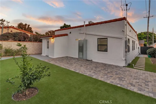 $799,900 | 721 East 59th Street, Long Beach, CA 90805