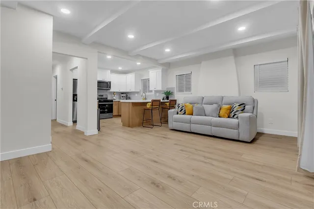 $799,900 | 721 East 59th Street, Long Beach, CA 90805