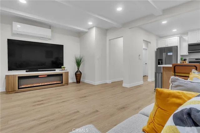 $799,900 | 721 East 59th Street, Long Beach, CA 90805