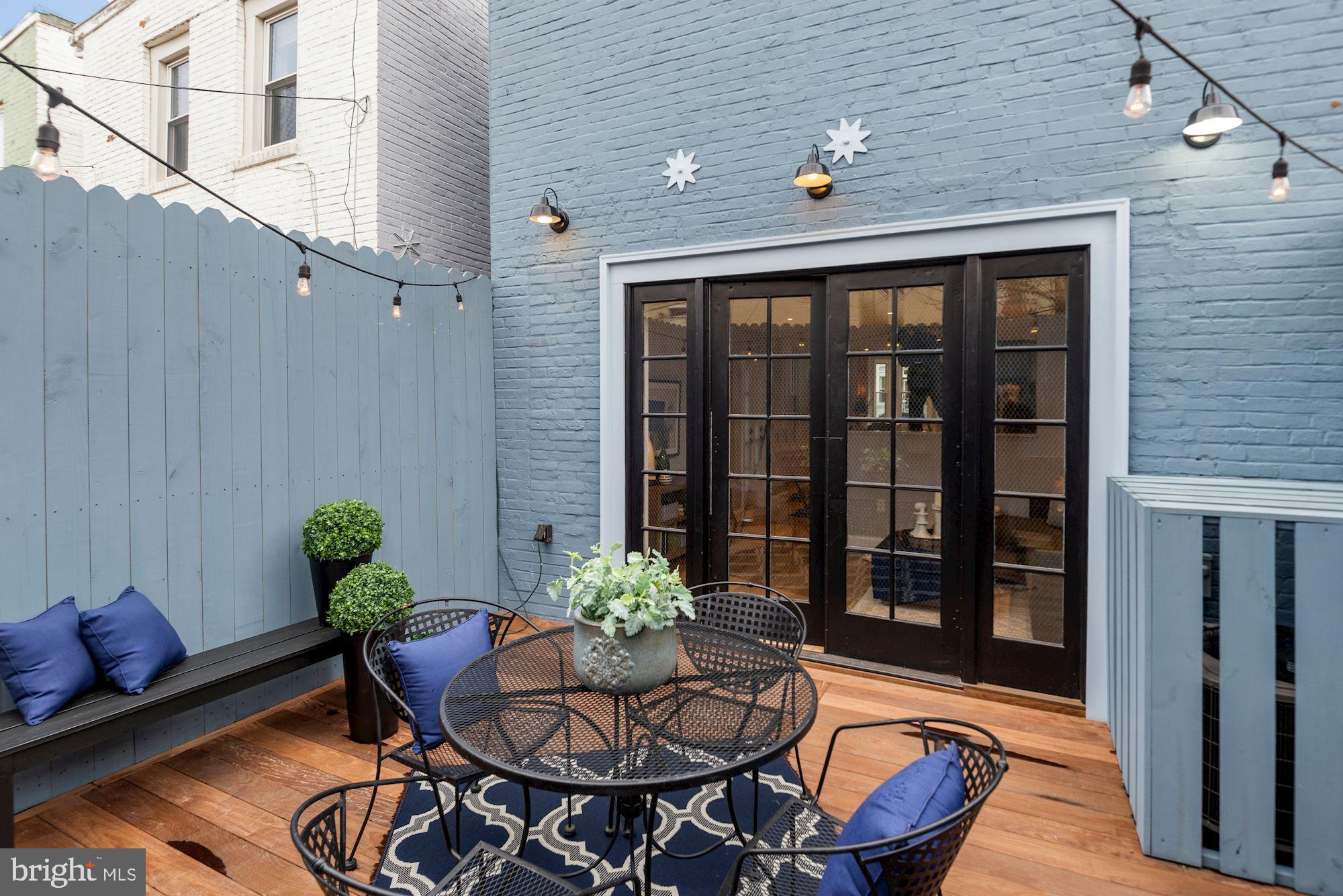 1325 Riggs Street Northwest Washington, DC 20009 - Photo 23 of 51 Private ipa wood deck