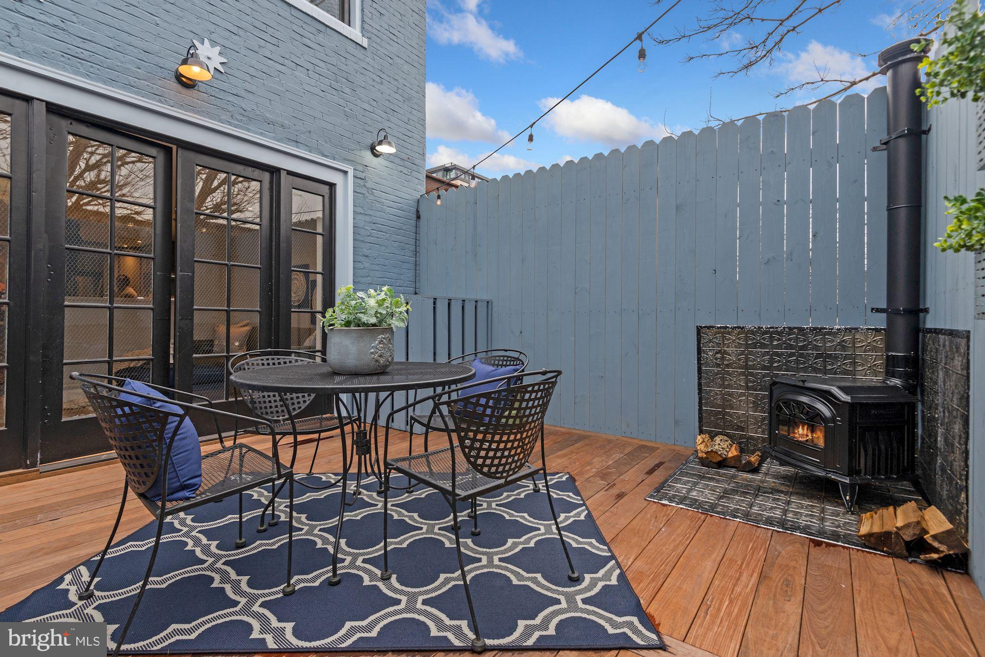 1325 Riggs Street Northwest Washington, DC 20009 - Photo 24 of 51 Deck