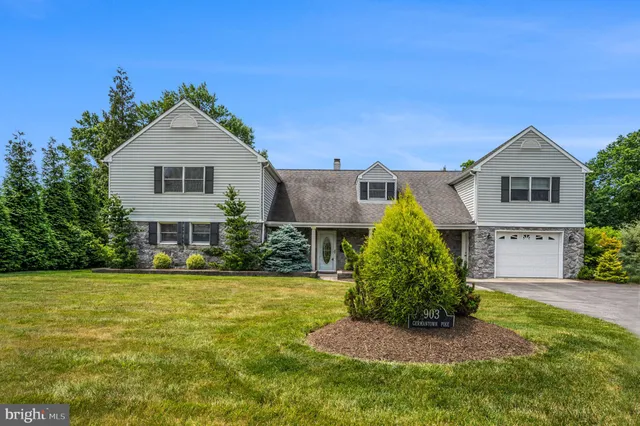 $900,000 | 903 Germantown Pike, Plymouth Meeting, PA 19462