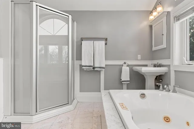 $900,000 | 903 Germantown Pike, Plymouth Meeting, PA 19462