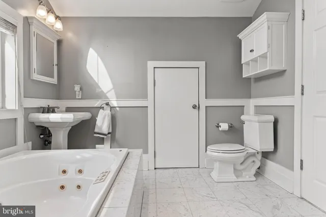 $900,000 | 903 Germantown Pike, Plymouth Meeting, PA 19462