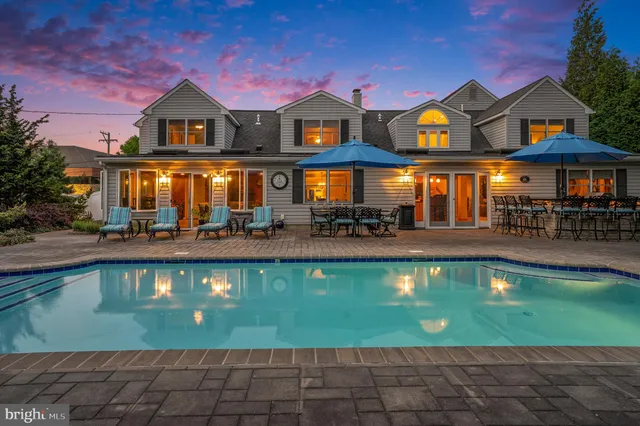 $900,000 | 903 Germantown Pike, Plymouth Meeting, PA 19462