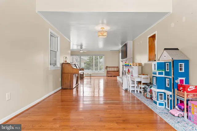 $900,000 | 903 Germantown Pike, Plymouth Meeting, PA 19462