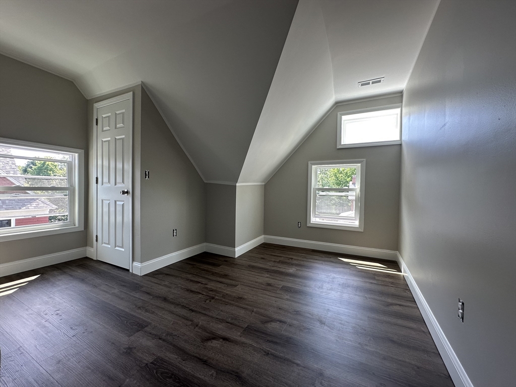 21 Mountainview Street Springfield, MA 01108 - Photo 18 of 19