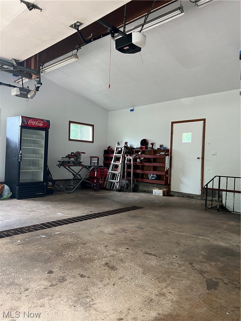 7385 Poore Road Conneaut, OH 44030 - Photo 26 of 35 2-car vaulted garage