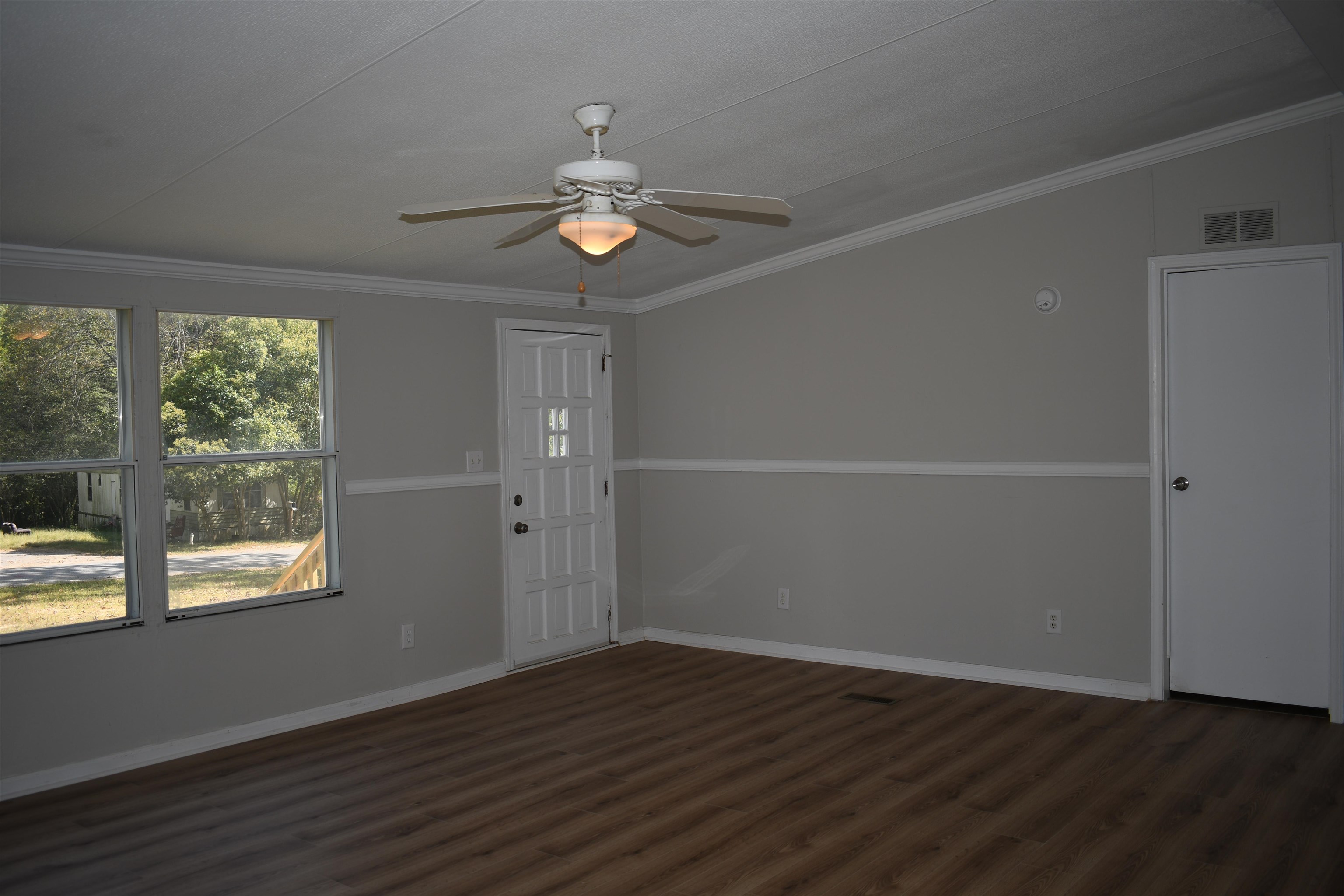 323 Jackson Street Gaffney, SC 29340 - Photo 9 of 13 Gallery Image 9