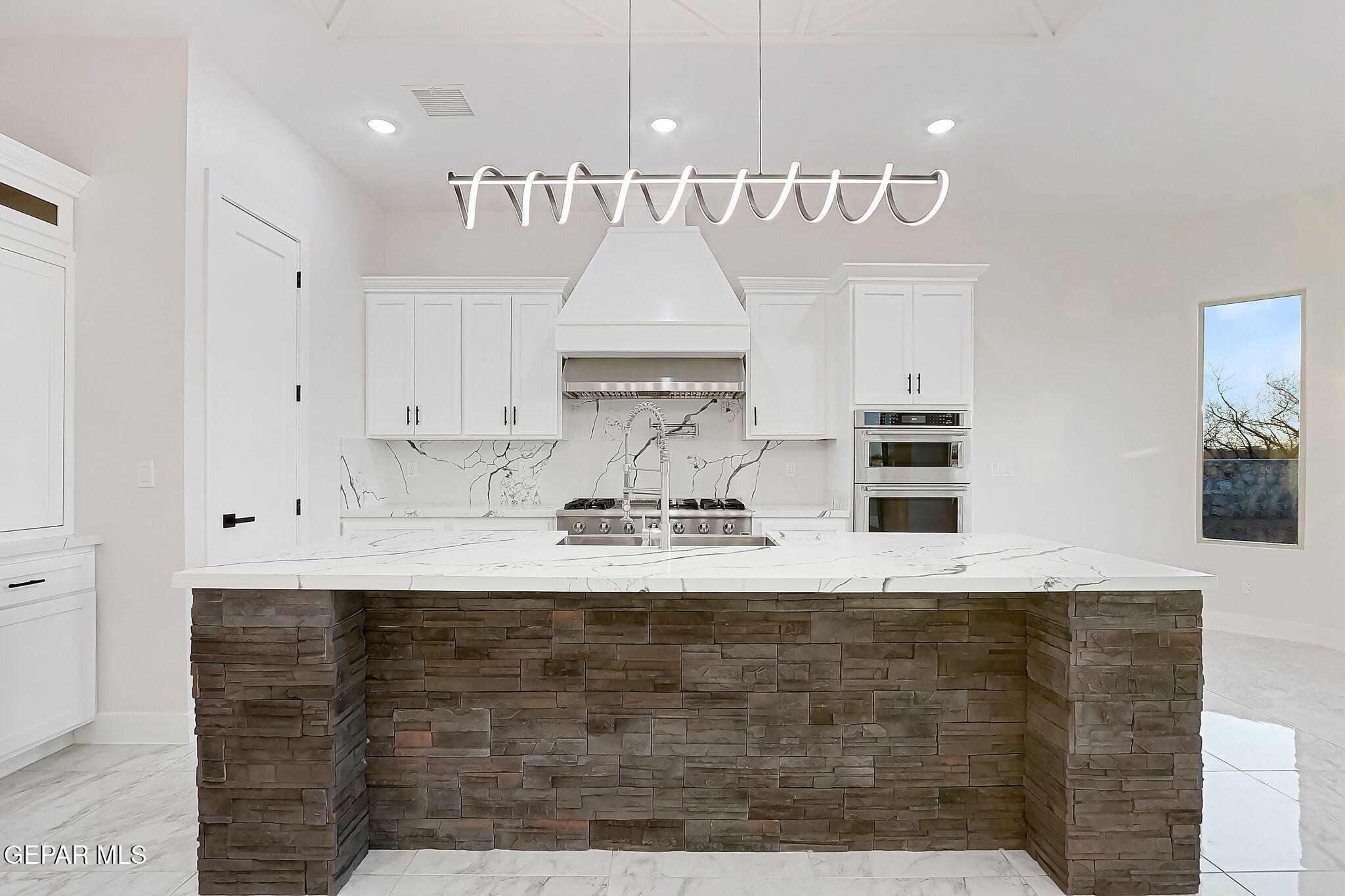 6604 Rio Haciendas El Paso, TX 79932 - Photo 5 of 12 65-web-or-mls-IMG_7127