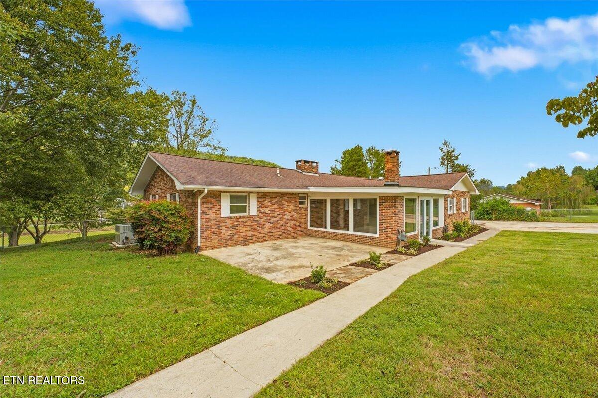 137 Shady Road Oliver Springs, TN 37840 - Photo 29 of 46 31-Exterior