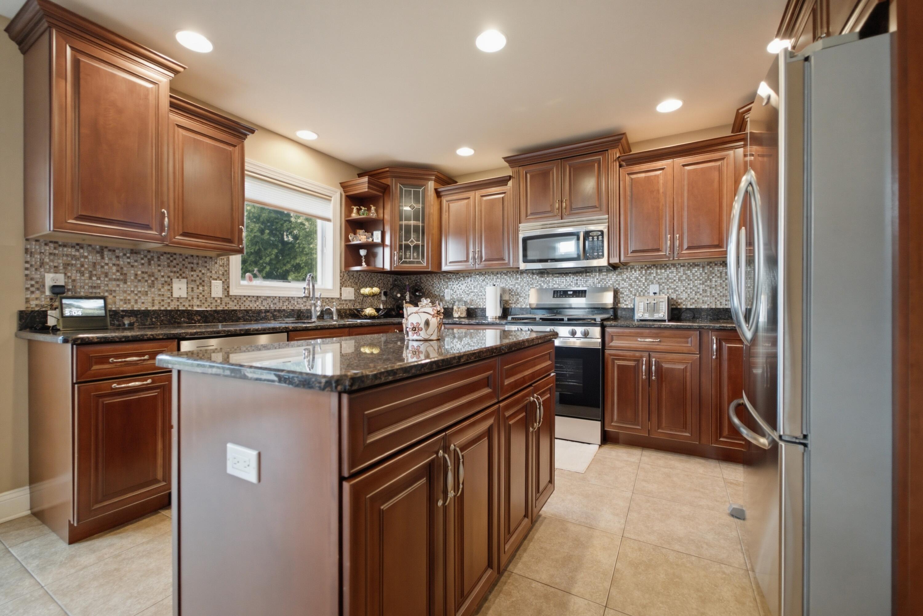 9270 Doubletree Drive North Crown Point, IN 46307 - Photo 15 of 50 3000x2003