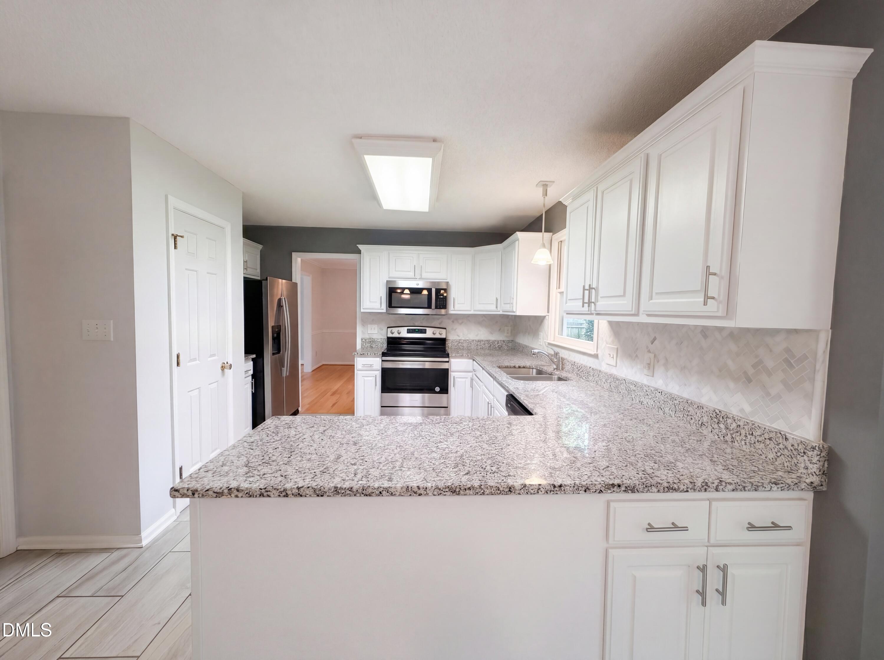 201 Trackers Road Cary, NC 27513 - Photo 2 of 18