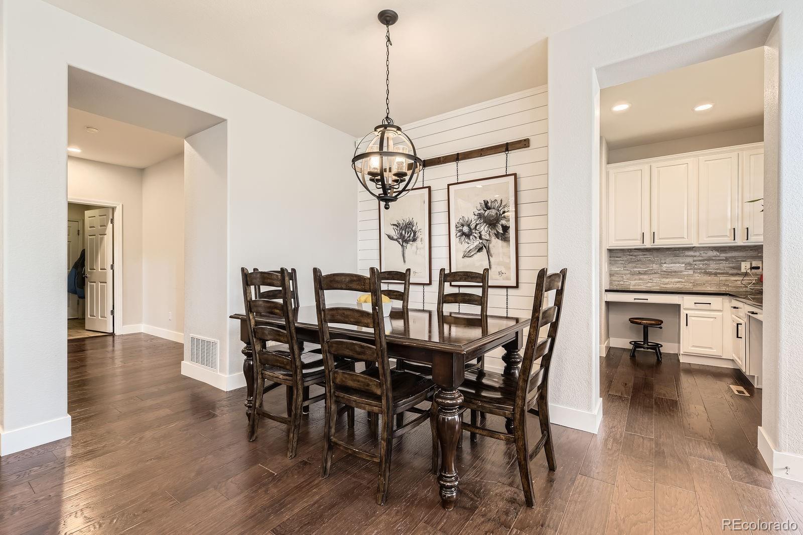3880 Fairbrook Point Highlands Ranch, CO 80130 - Photo 9 of 39 Gallery Image 9