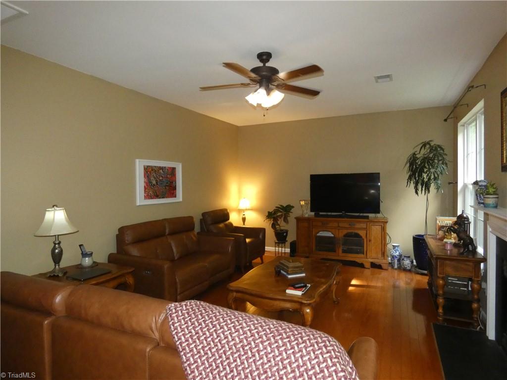 4500 Ridgefall Road Greensboro, NC 27410 - Photo 11 of 38