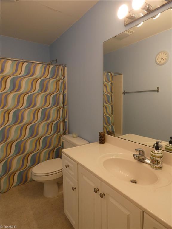 4500 Ridgefall Road Greensboro, NC 27410 - Photo 28 of 38