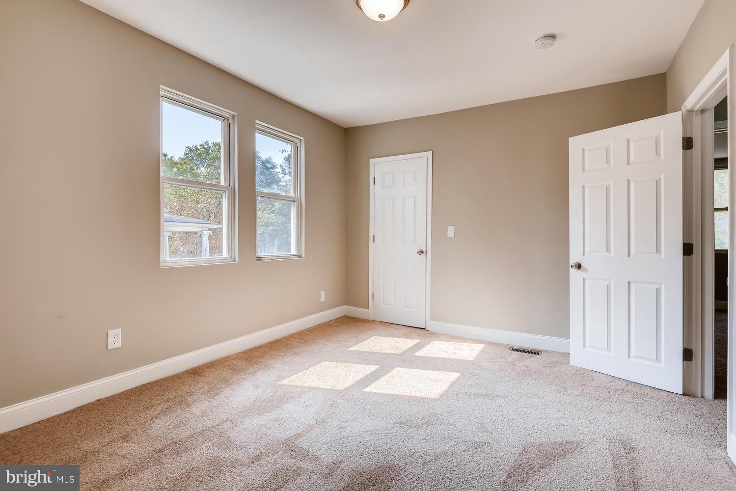 4026 Ridgecroft Road Baltimore, MD 21206 - Photo 21 of 33