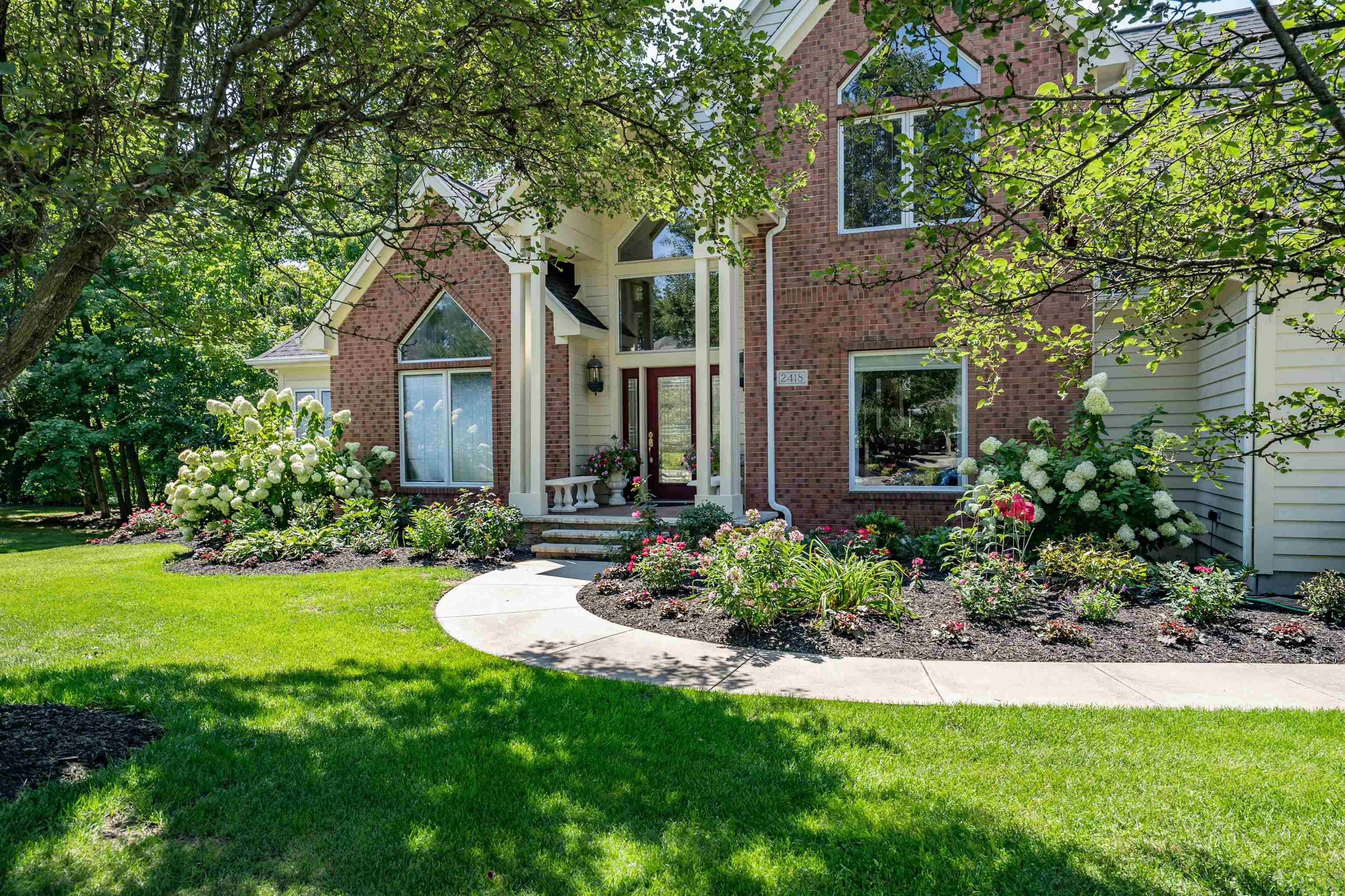 2418 Lake Ridge Drive Fort Wayne, IN 46804 - Photo 1 of 35 Gallery Image 1