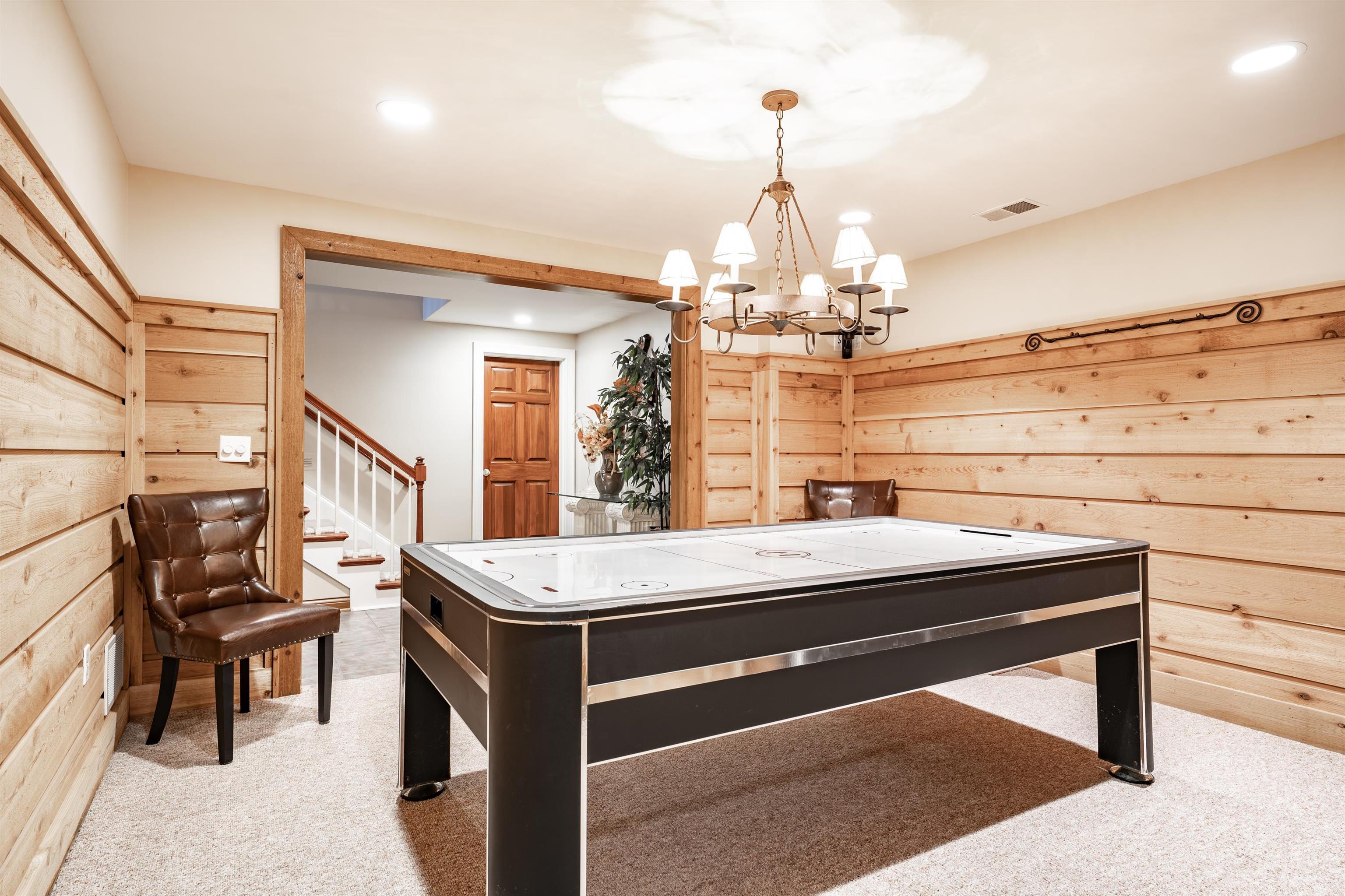 2418 Lake Ridge Drive Fort Wayne, IN 46804 - Photo 22 of 35 Gallery Image 22