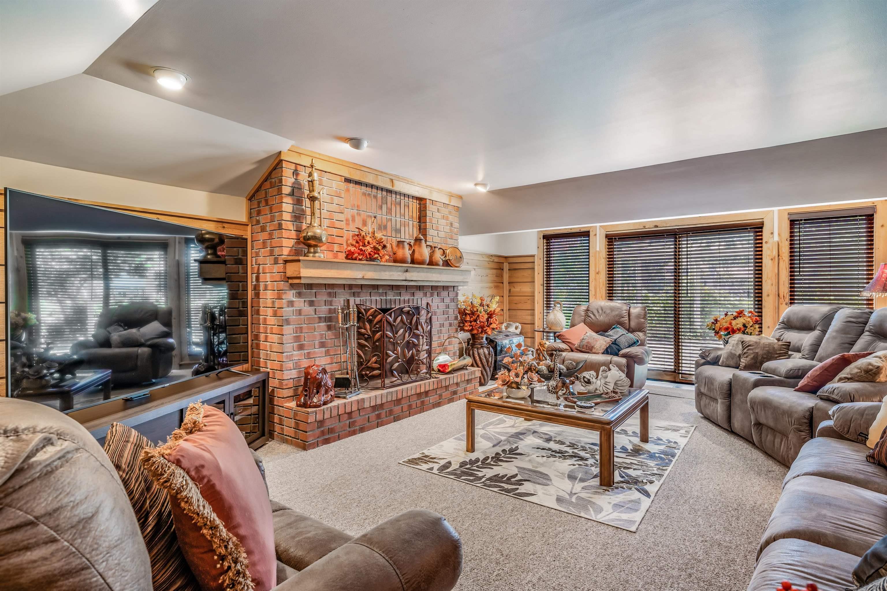 2418 Lake Ridge Drive Fort Wayne, IN 46804 - Photo 23 of 35 Gallery Image 23