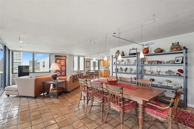 $9,650 | 97 Sunset Drive, Unit 501, Sarasota, FL 34236