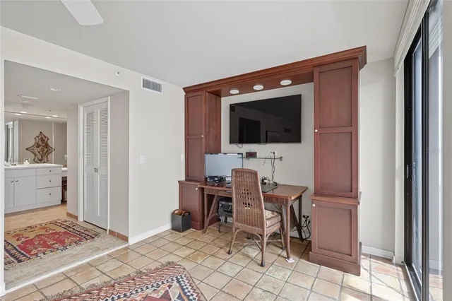 $9,650 | 97 Sunset Drive, Unit 501, Sarasota, FL 34236