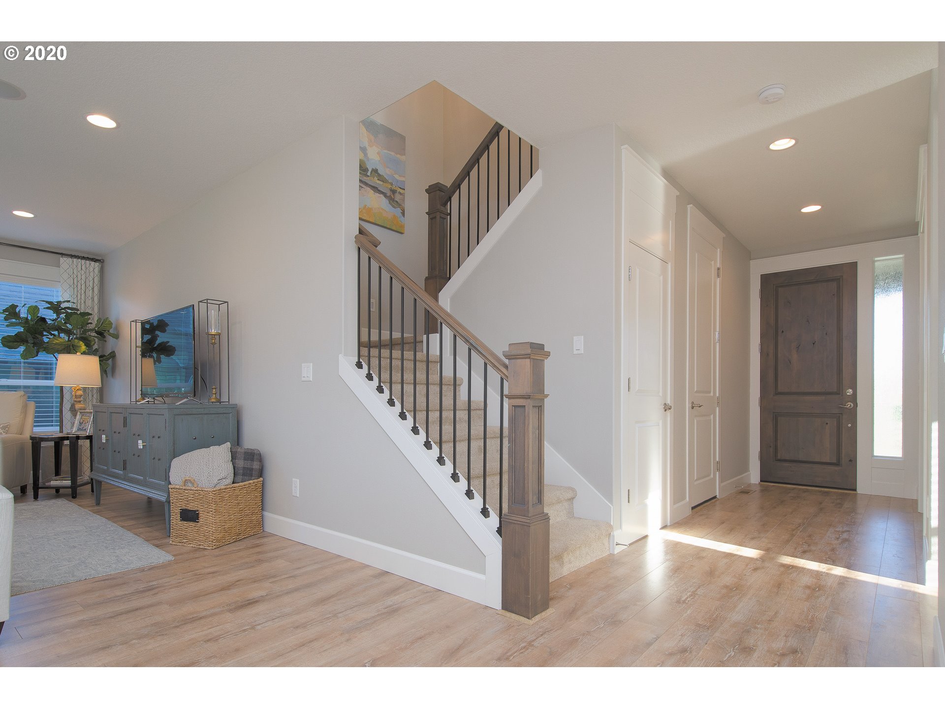 923 North 13th Place Ridgefield, WA 98642 - Photo 3 of 31