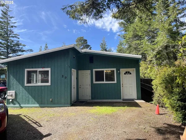 $285,000 | 29 Easy Street, Florence, OR 97439